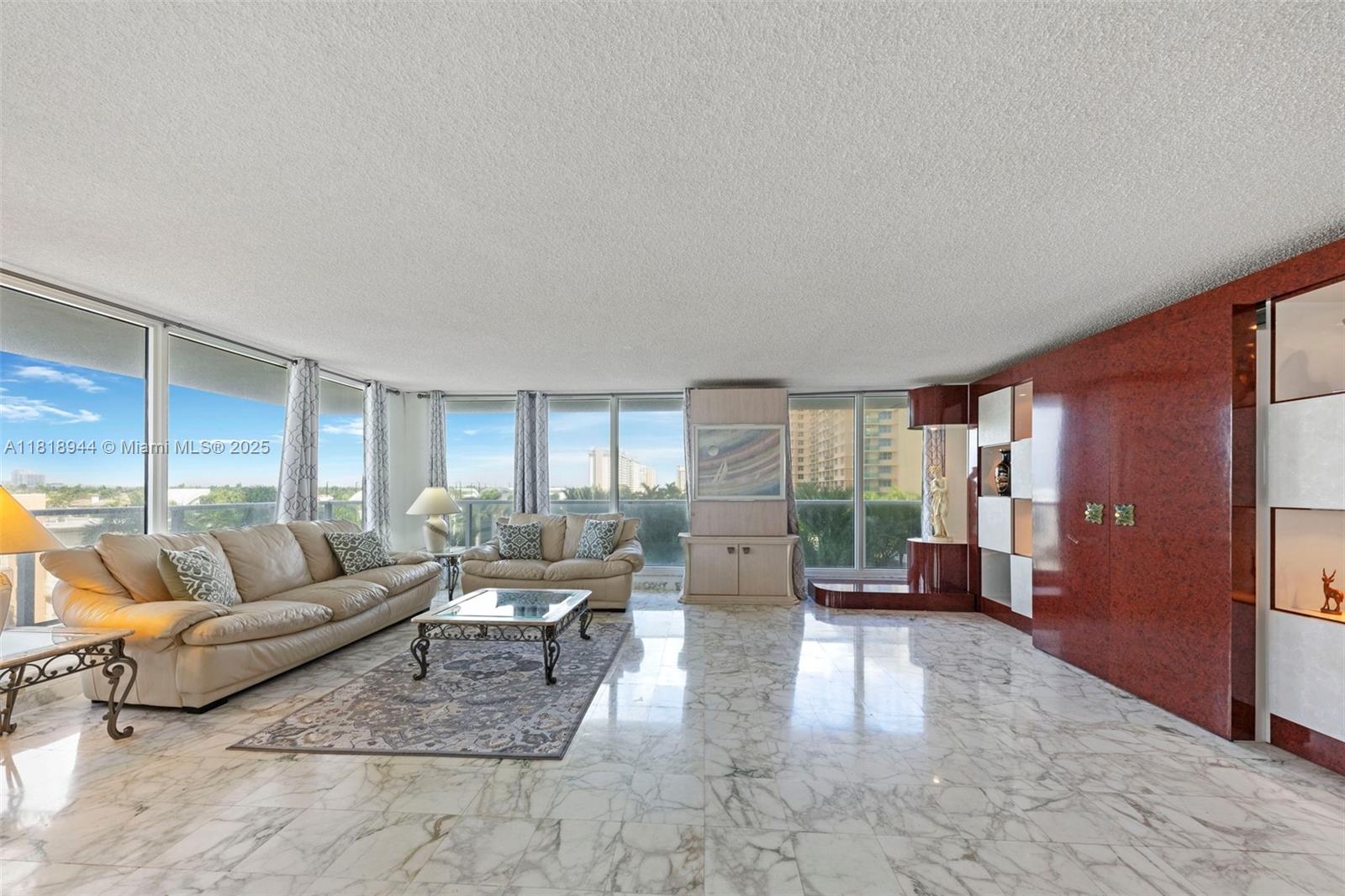 2751 S Ocean Dr 501N