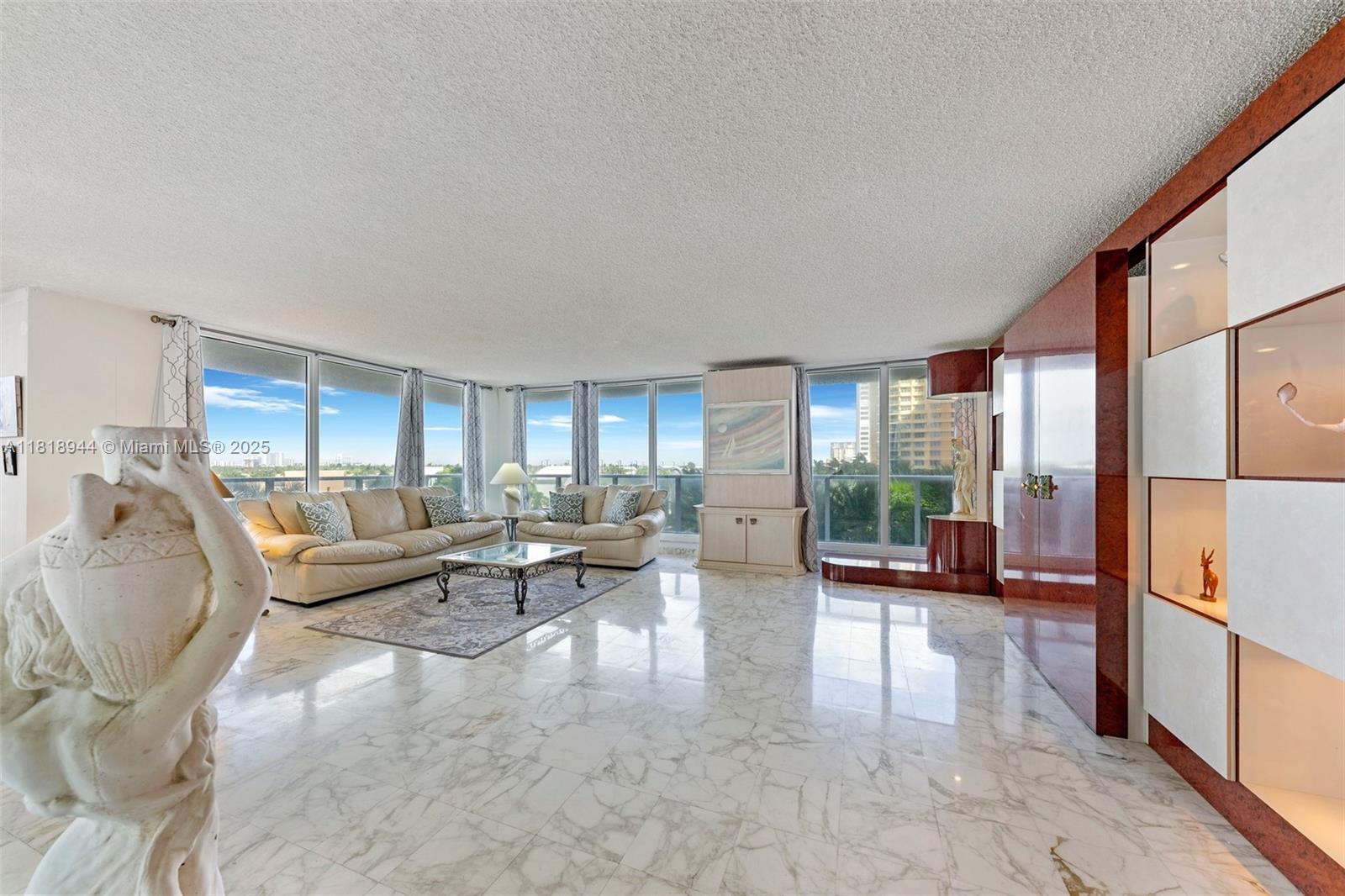 2751 S Ocean Dr 501N