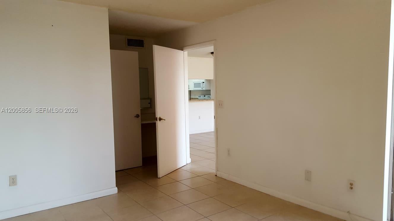 POINT SOUTH CONDO - Residential