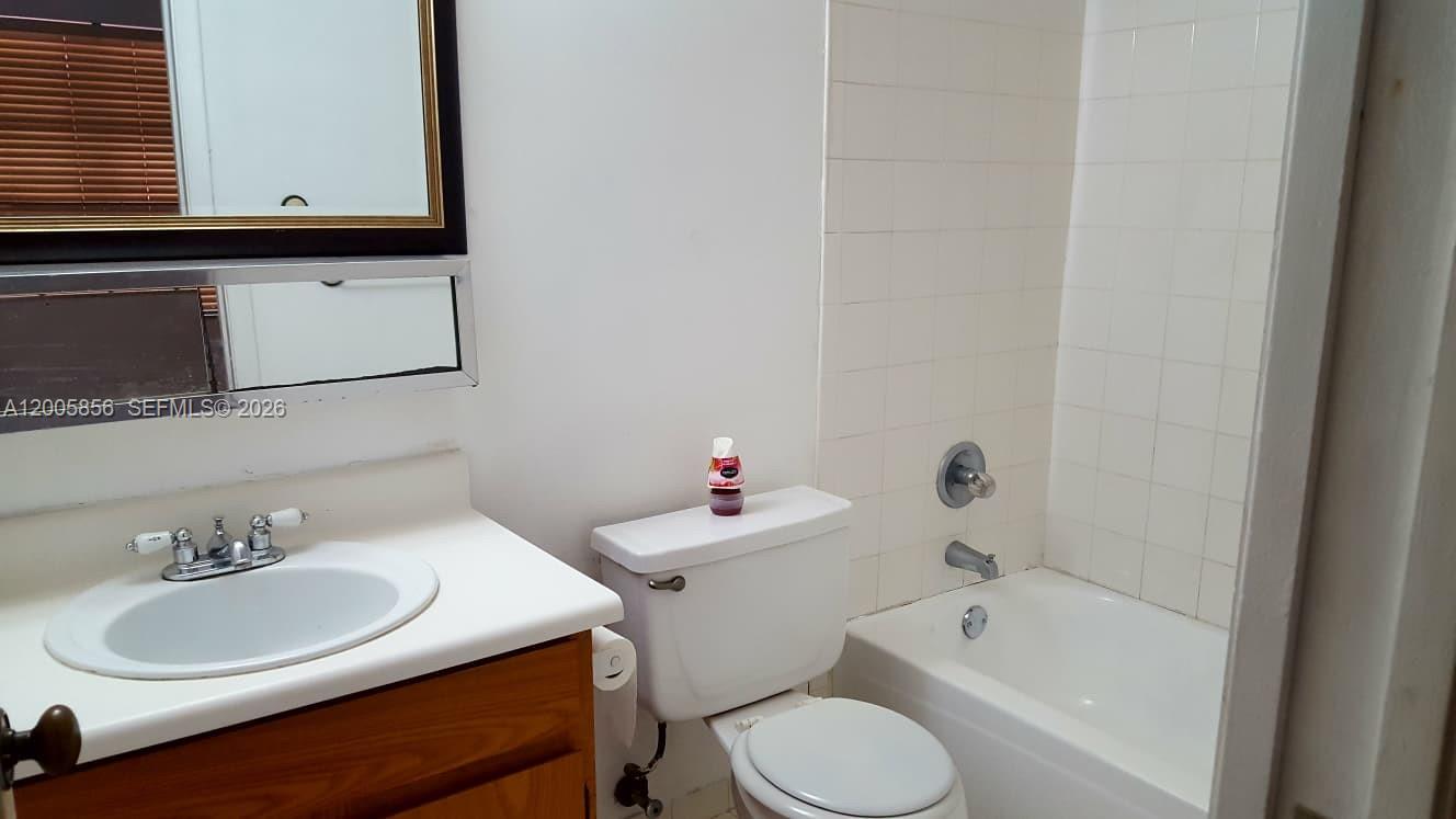 POINT SOUTH CONDO - Residential