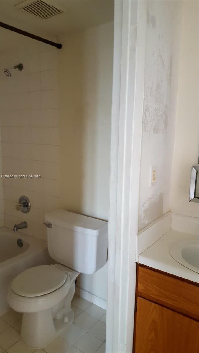 POINT SOUTH CONDO - Residential