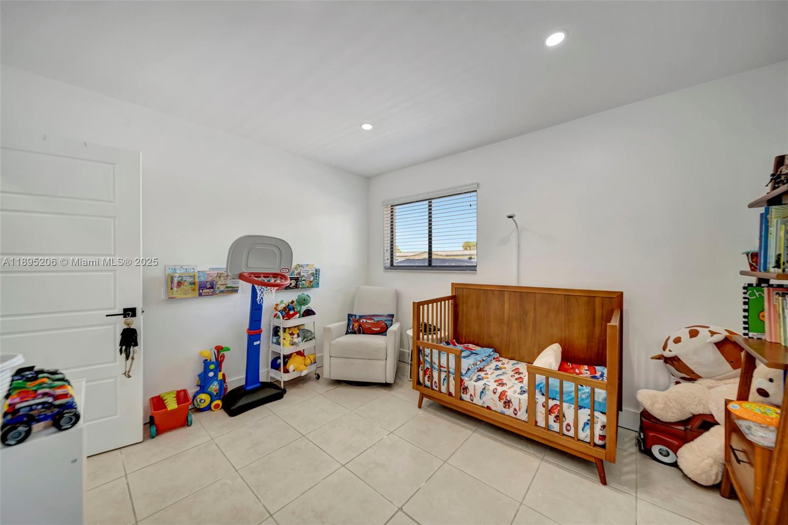 PALM SPRINGS NORTH SEC E - Residential