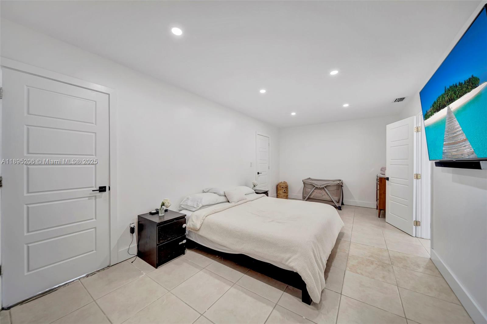 PALM SPRINGS NORTH SEC E - Residential