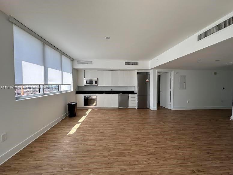 MINT CONDO - Residential Lease