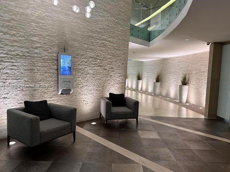 MINT CONDO - Residential Lease