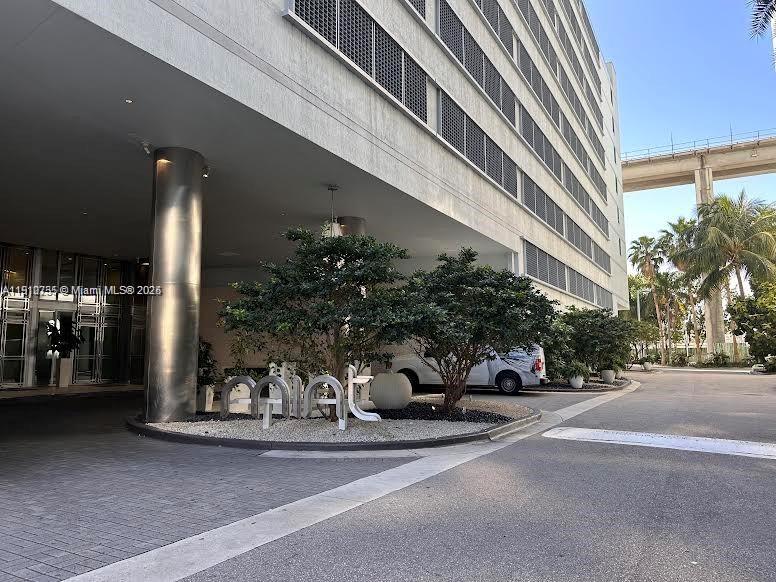 MINT CONDO - Residential Lease