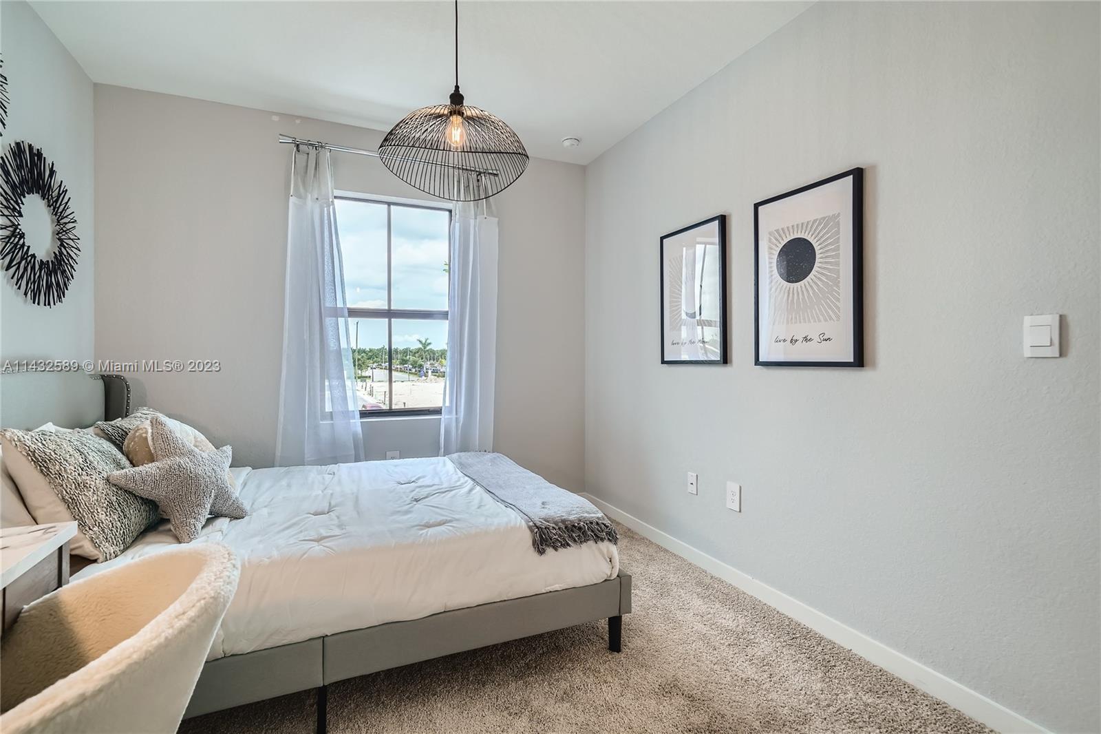 Palm Cay - Residential