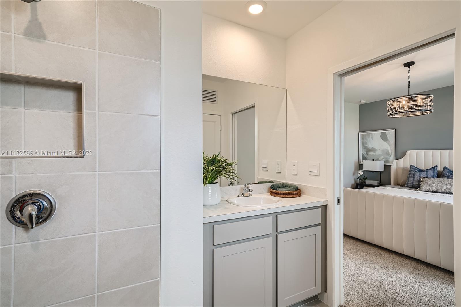 Palm Cay - Residential