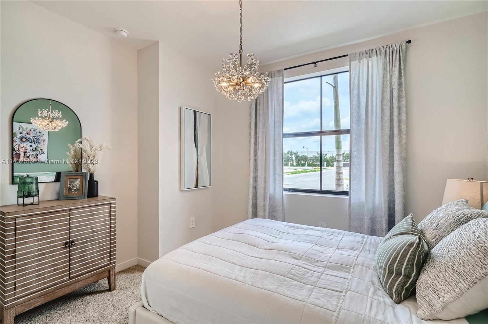 Palm Cay - Residential