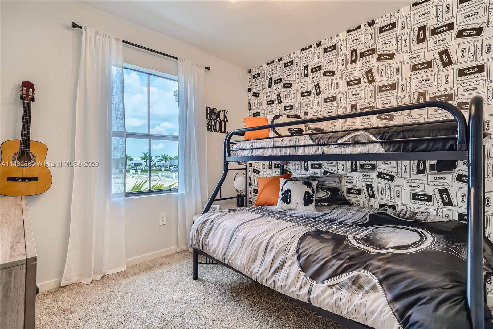 Palm Cay - Residential