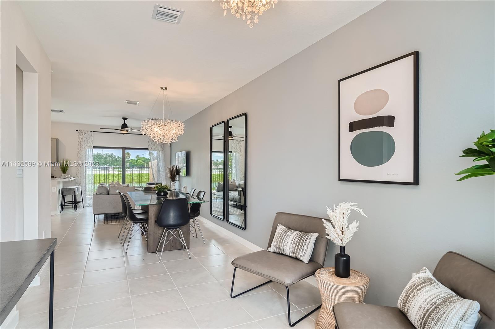 Palm Cay - Residential