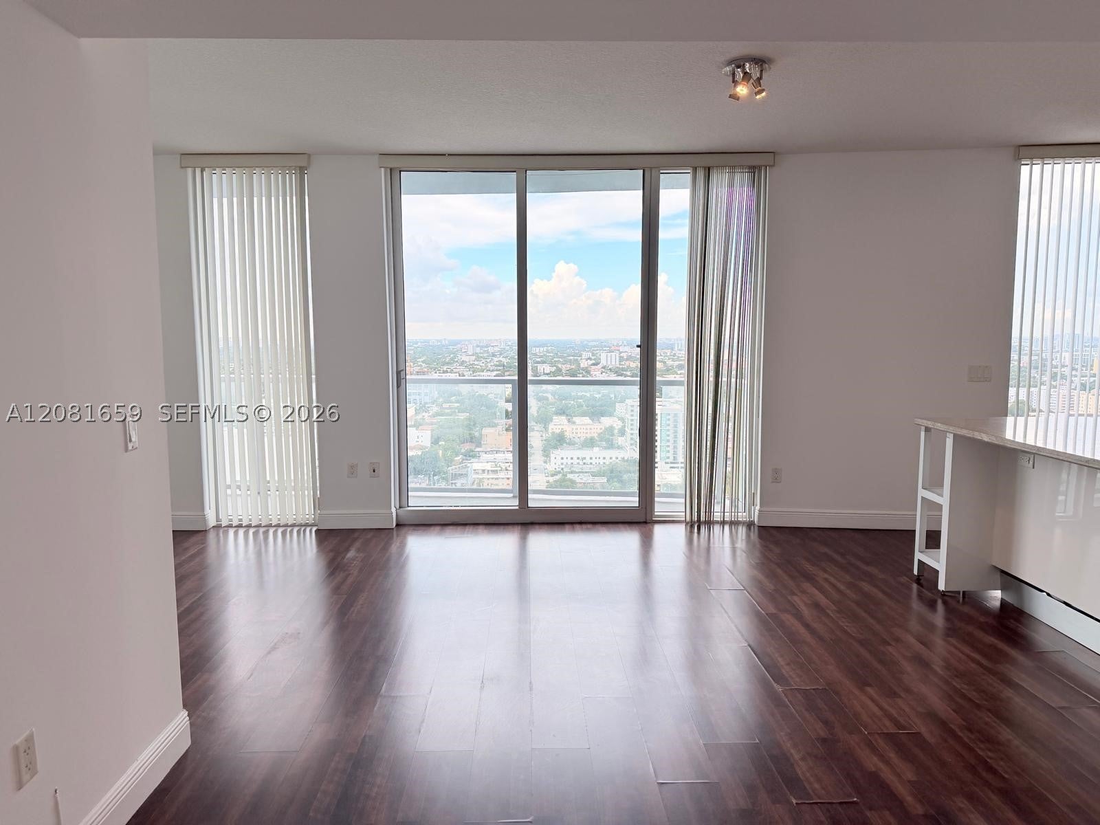 185 SW 7th St 2600