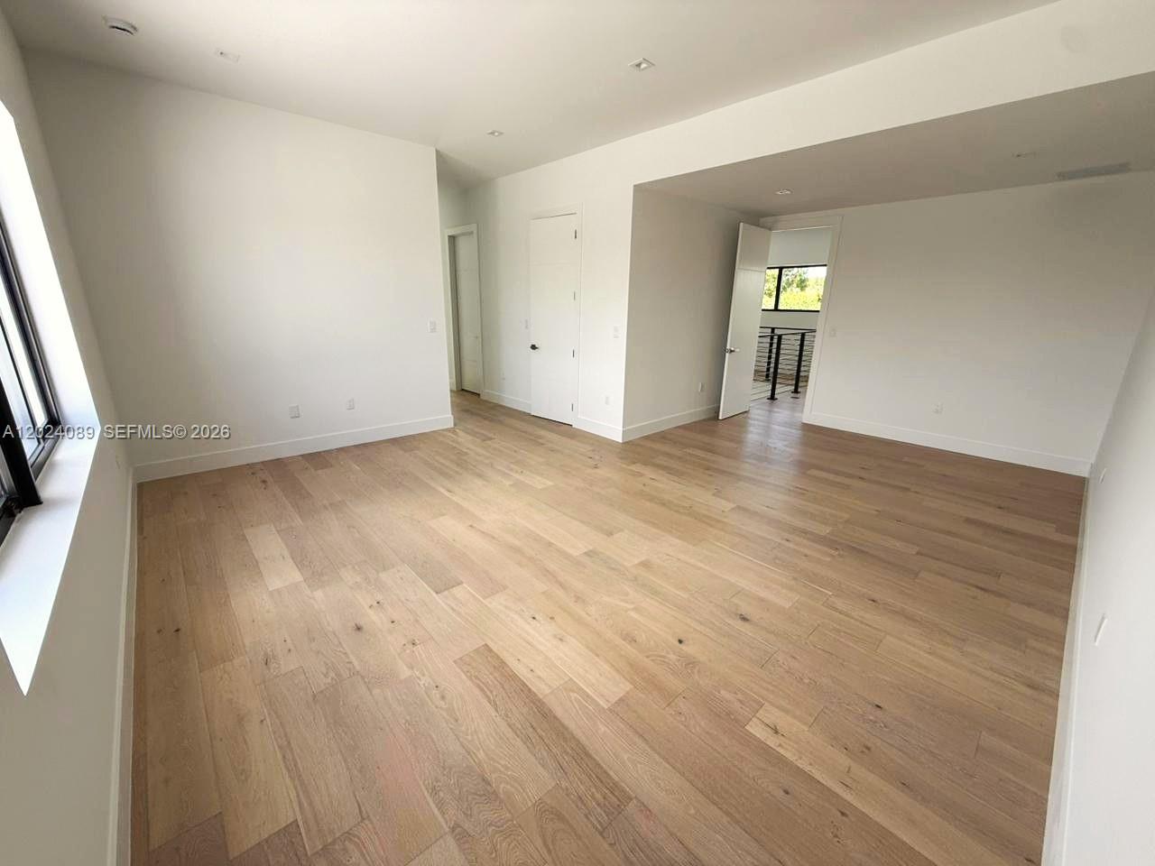 WESTON ESTATES - Residential Lease