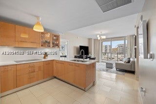 6799 Collins Ave 606