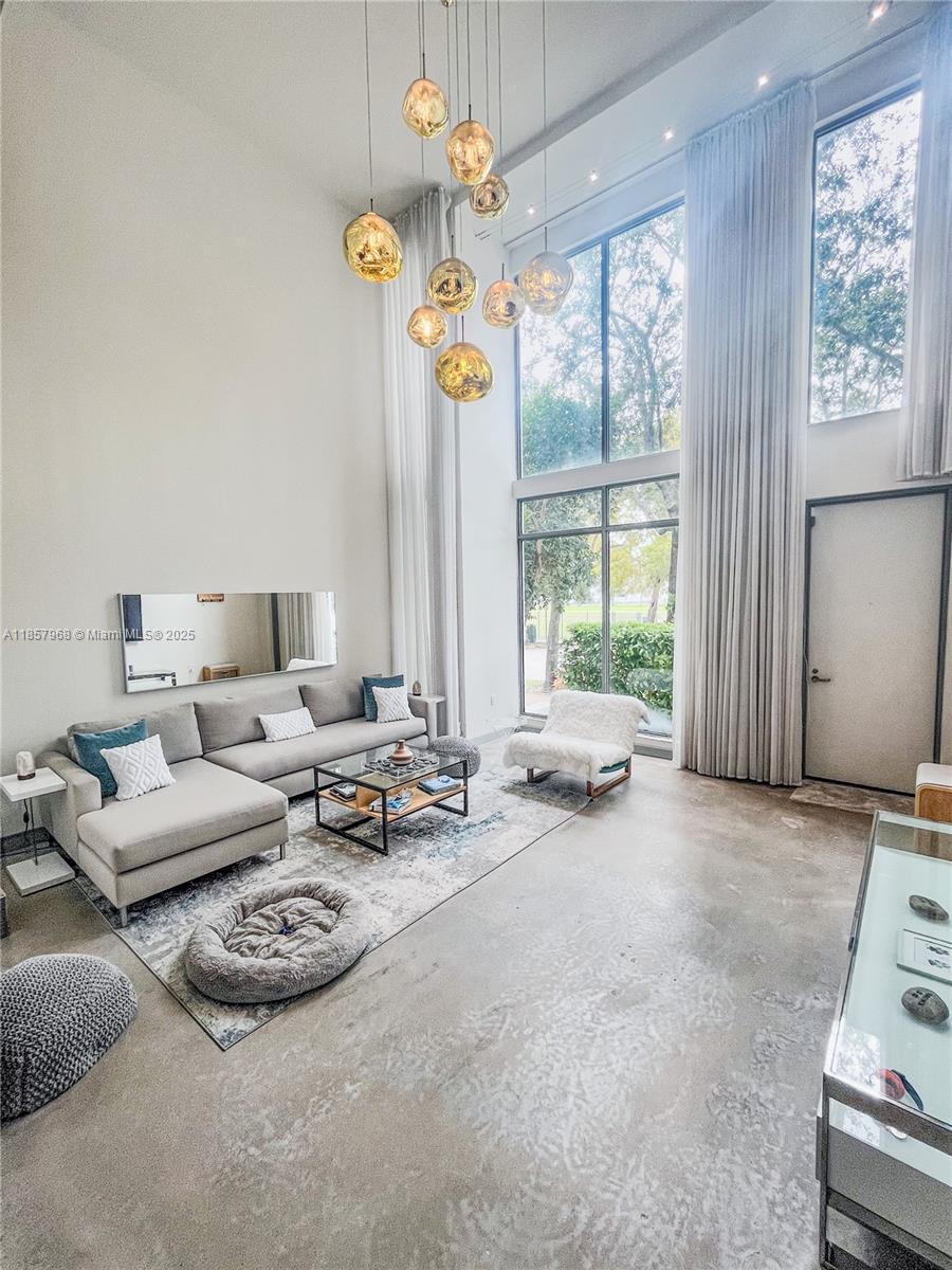 163 N Shore Dr 163-5