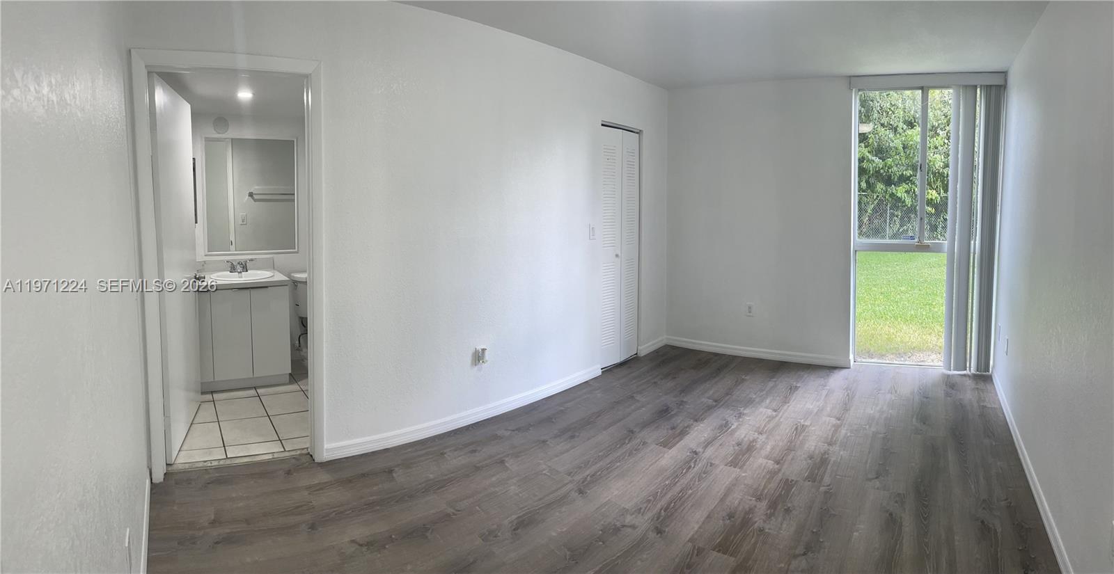 LAS BRISAS@ COUNTRY CLUB - Residential