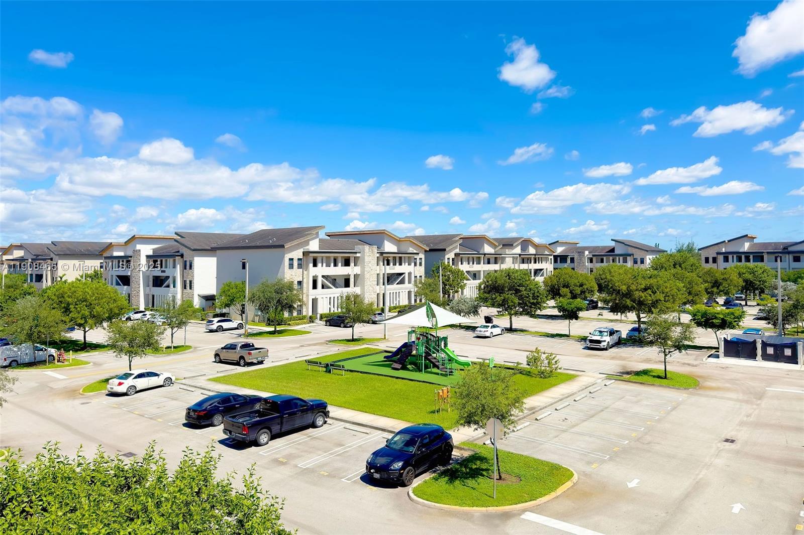 GRAND BAY SOUTH VILLAS - Residential Lease