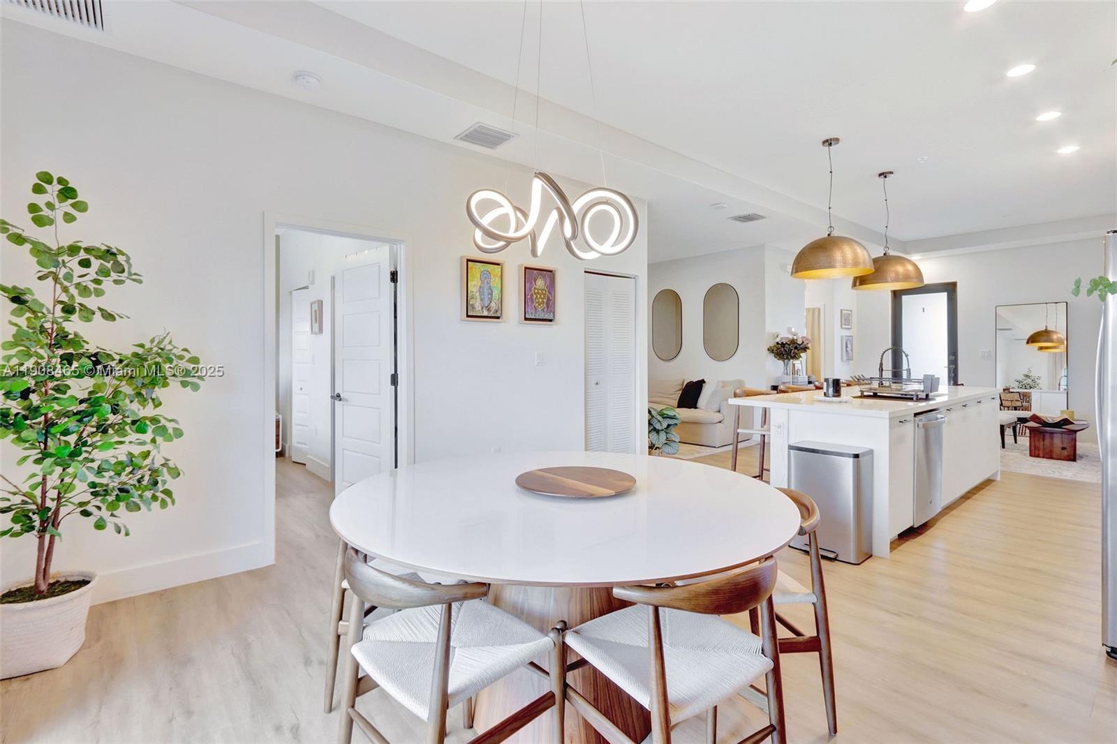 GRAND BAY SOUTH VILLAS - Residential Lease