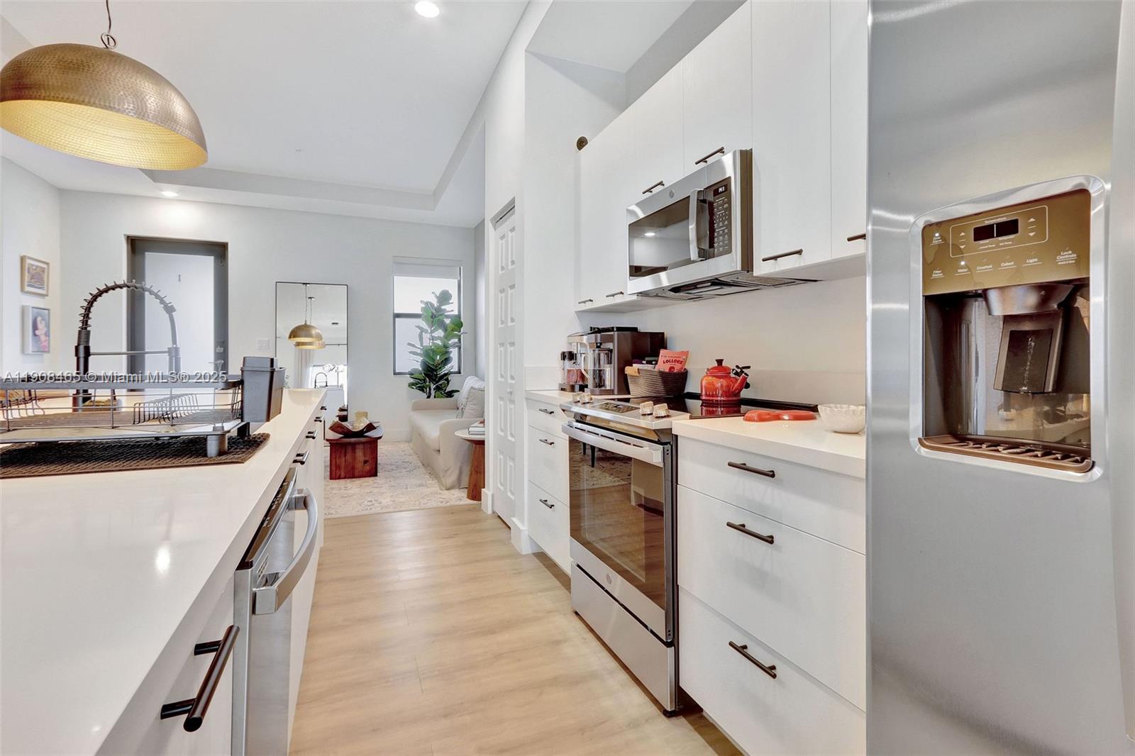 GRAND BAY SOUTH VILLAS - Residential Lease