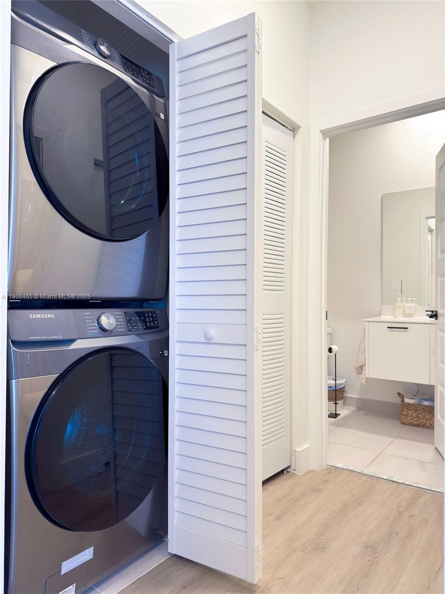 GRAND BAY SOUTH VILLAS - Residential Lease