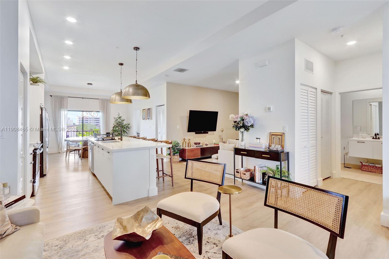 GRAND BAY SOUTH VILLAS - Residential Lease