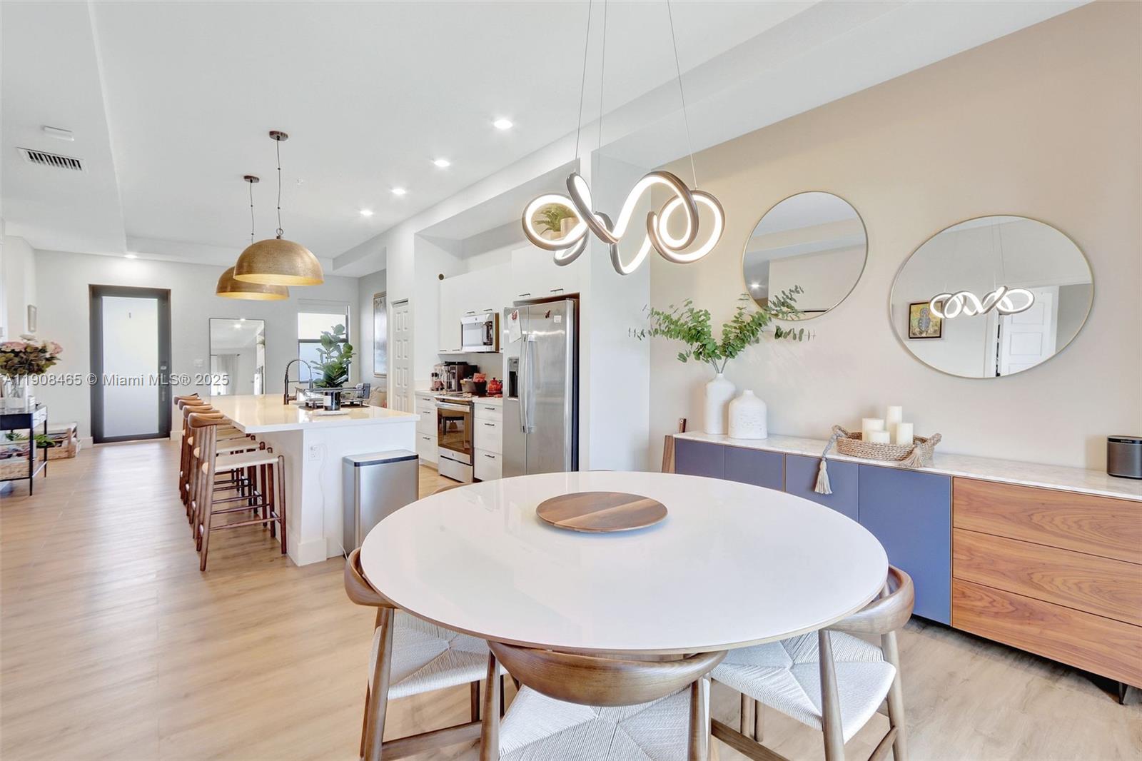 GRAND BAY SOUTH VILLAS - Residential Lease