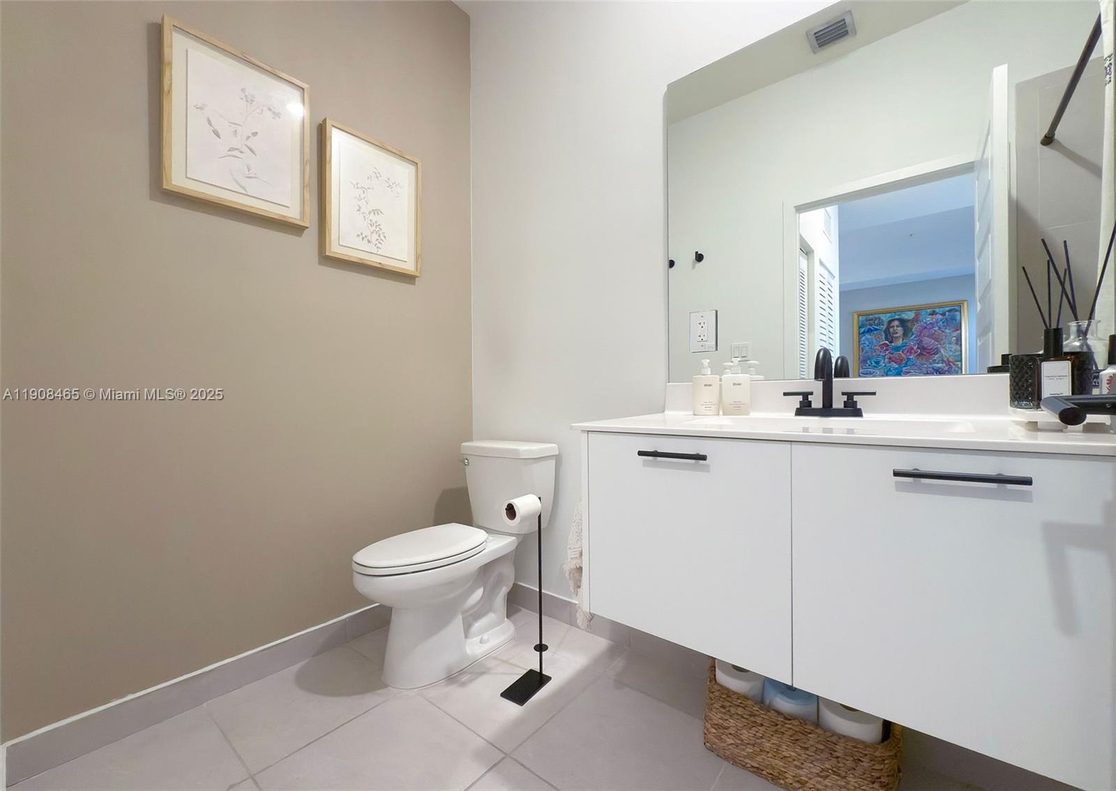 GRAND BAY SOUTH VILLAS - Residential Lease