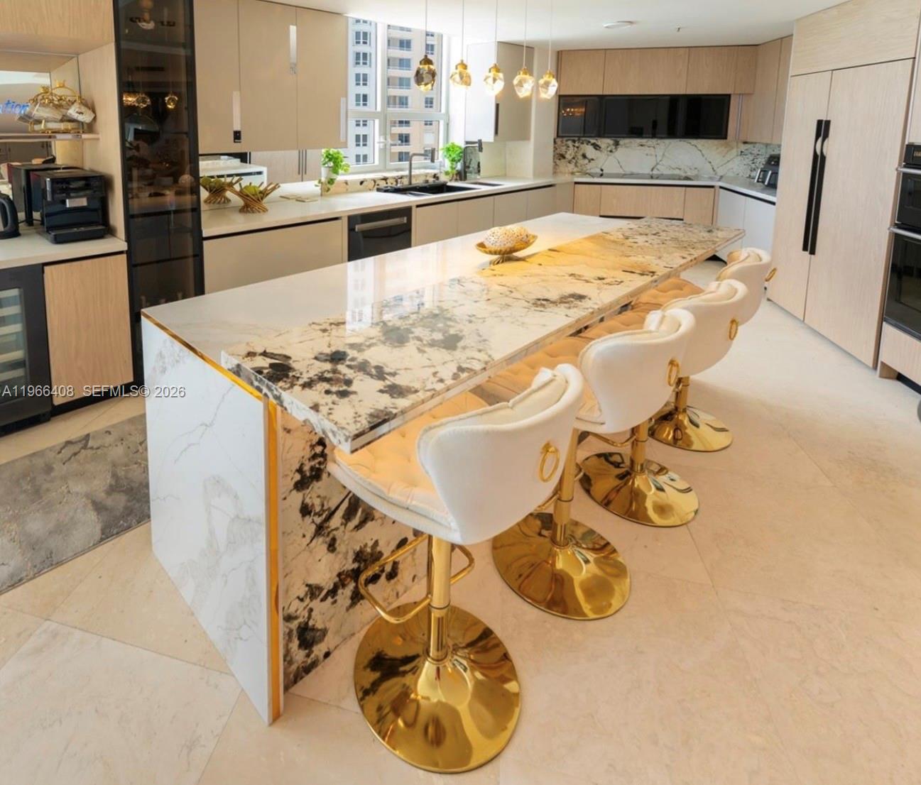 848 Brickell Key Dr 1601