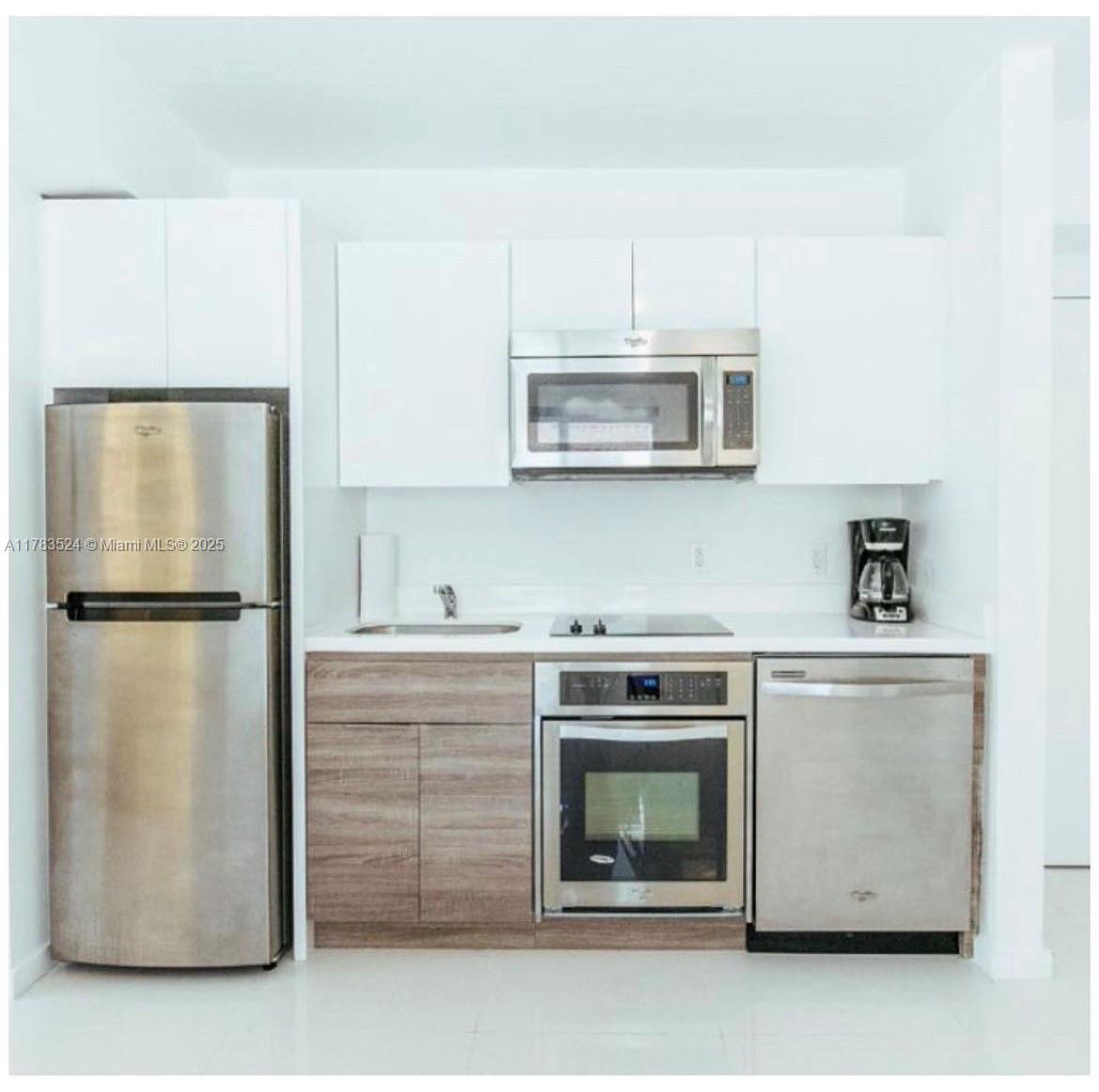 EVA CONDO - Residential