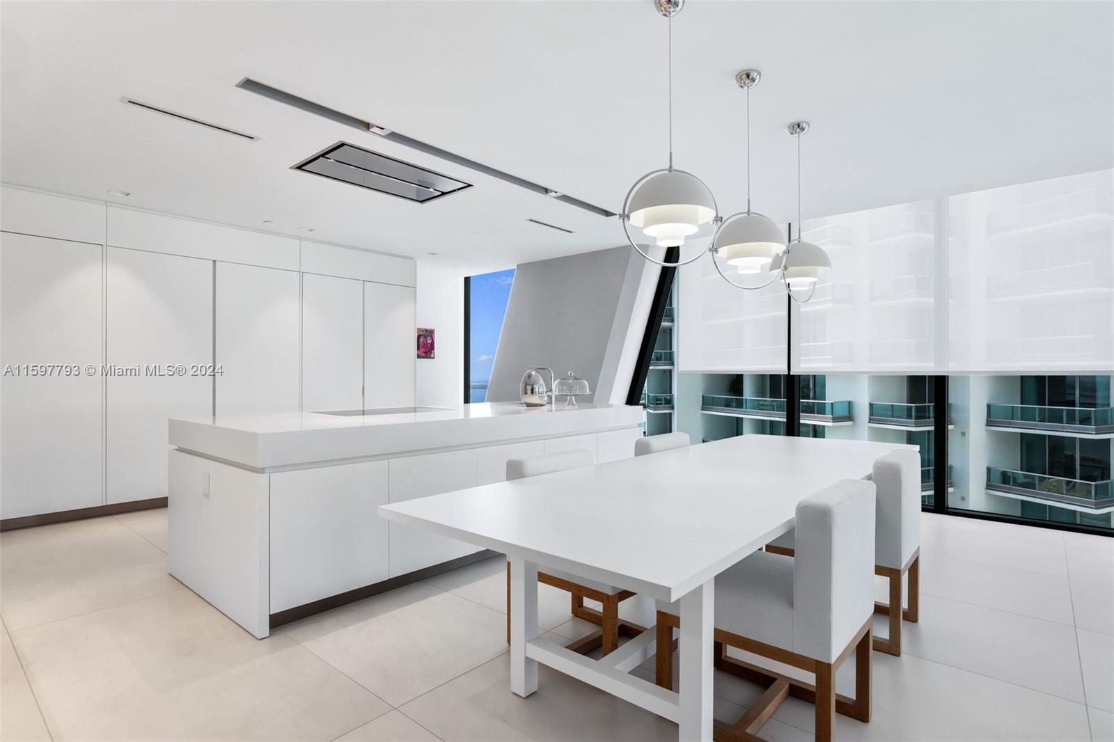 ONE THOUSAND MUSEUM CONDO - Residential