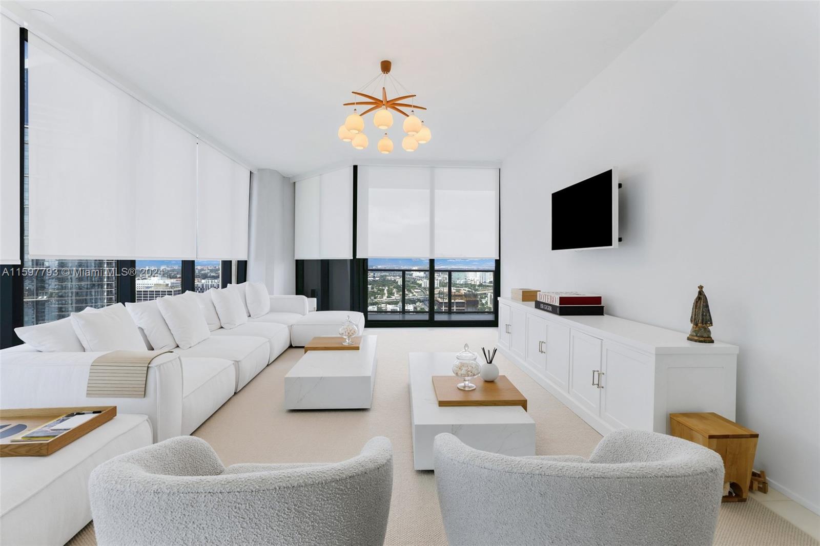 ONE THOUSAND MUSEUM CONDO - Residential