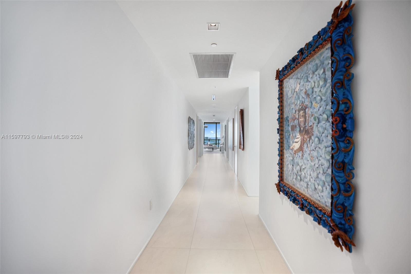 ONE THOUSAND MUSEUM CONDO - Residential