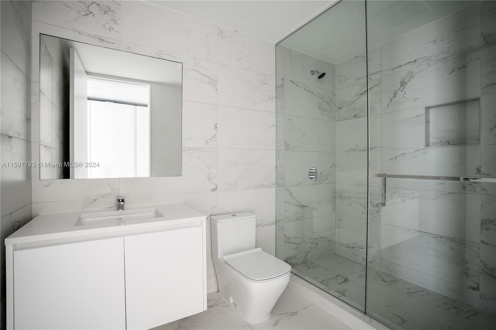 ONE THOUSAND MUSEUM CONDO - Residential