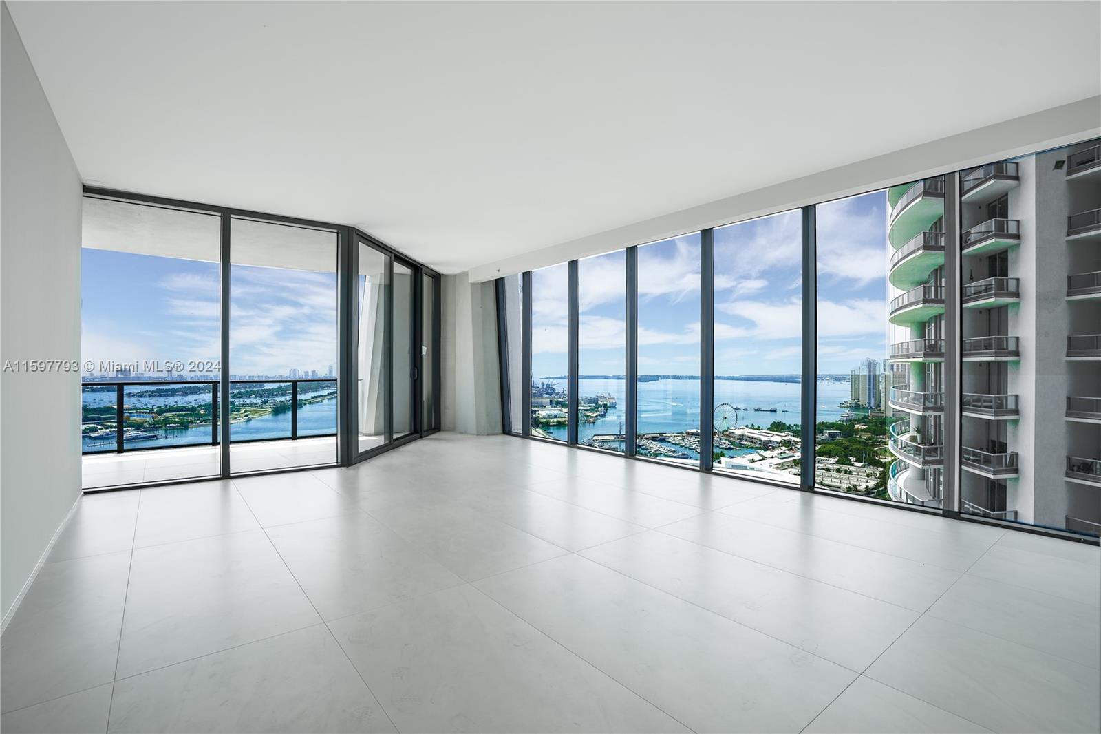 ONE THOUSAND MUSEUM CONDO - Residential