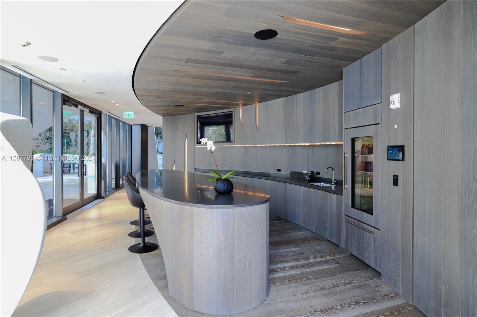ONE THOUSAND MUSEUM CONDO - Residential