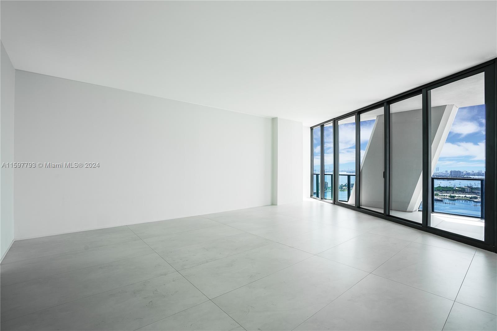ONE THOUSAND MUSEUM CONDO - Residential