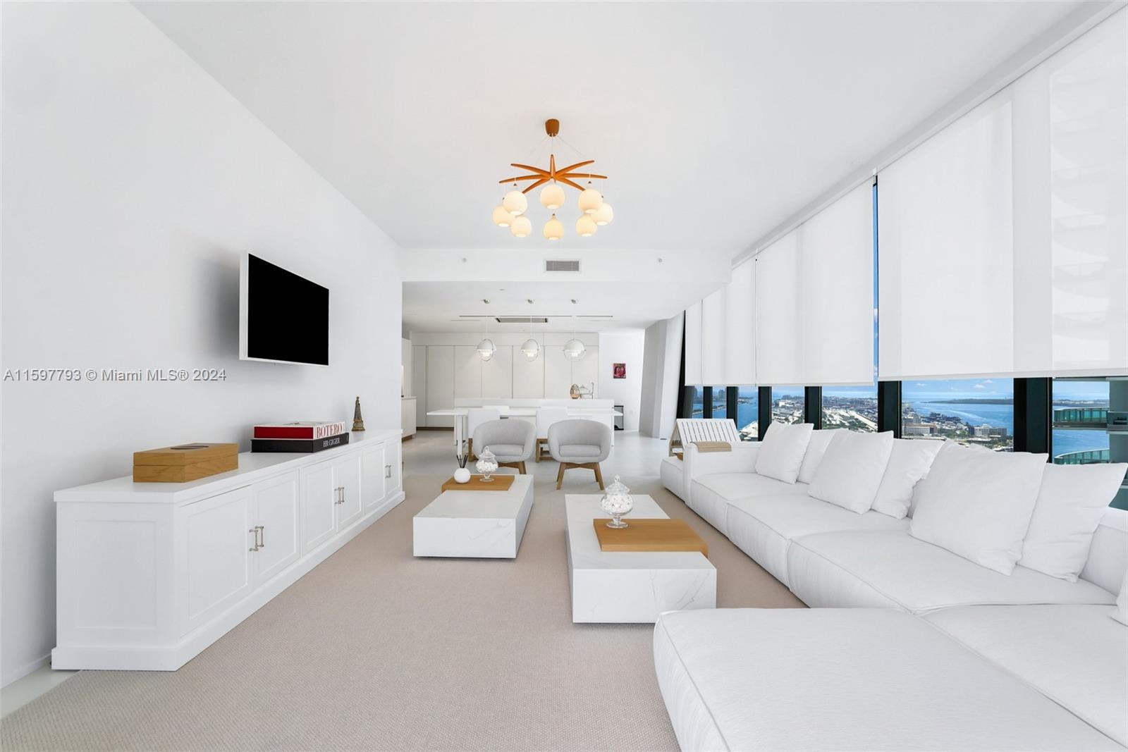 ONE THOUSAND MUSEUM CONDO - Residential