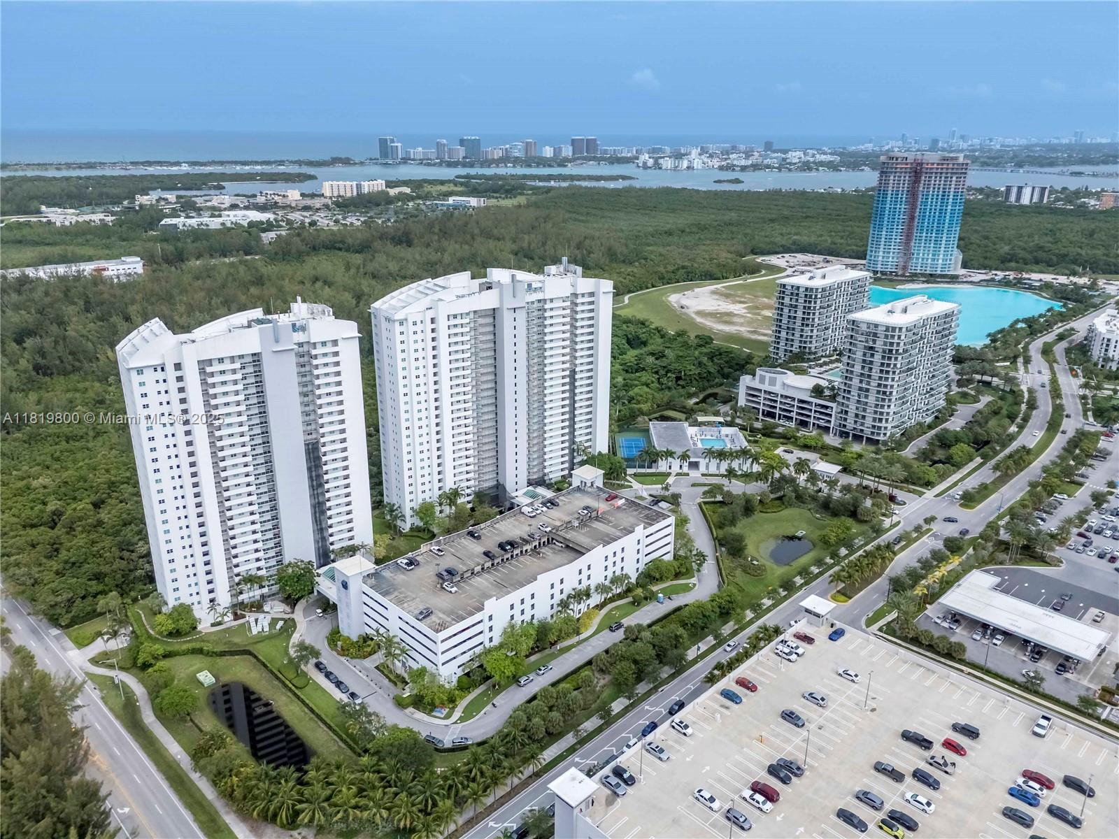 15051 Royal Oaks Ln 801, North Miami, Miami-Dade County, Florida - 2 Bedrooms  
2 Bathrooms - 