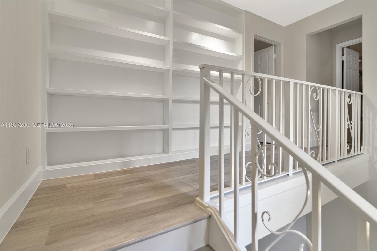 WINDWOOD UNIT I - Residential