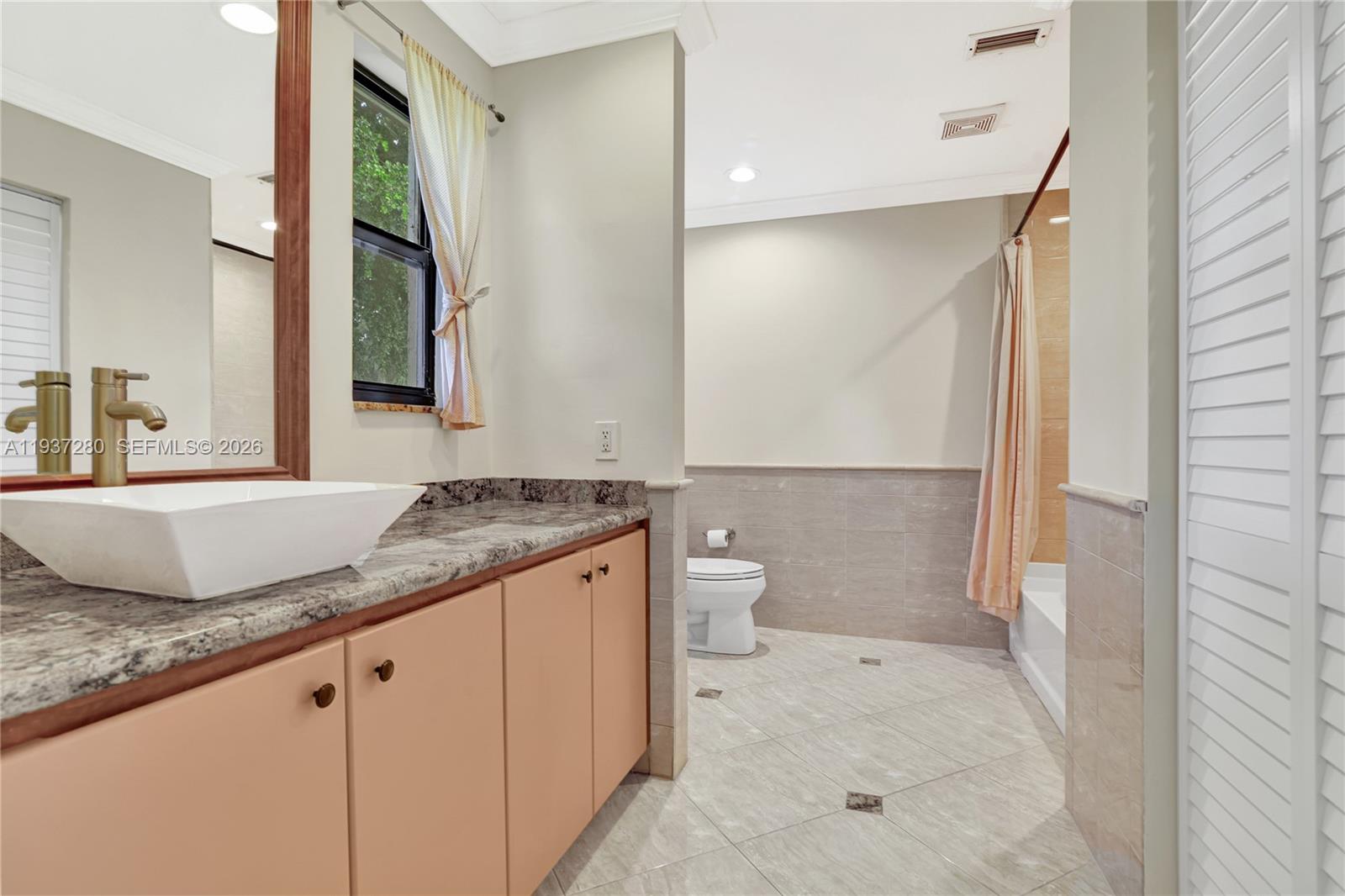 WINDWOOD UNIT I - Residential