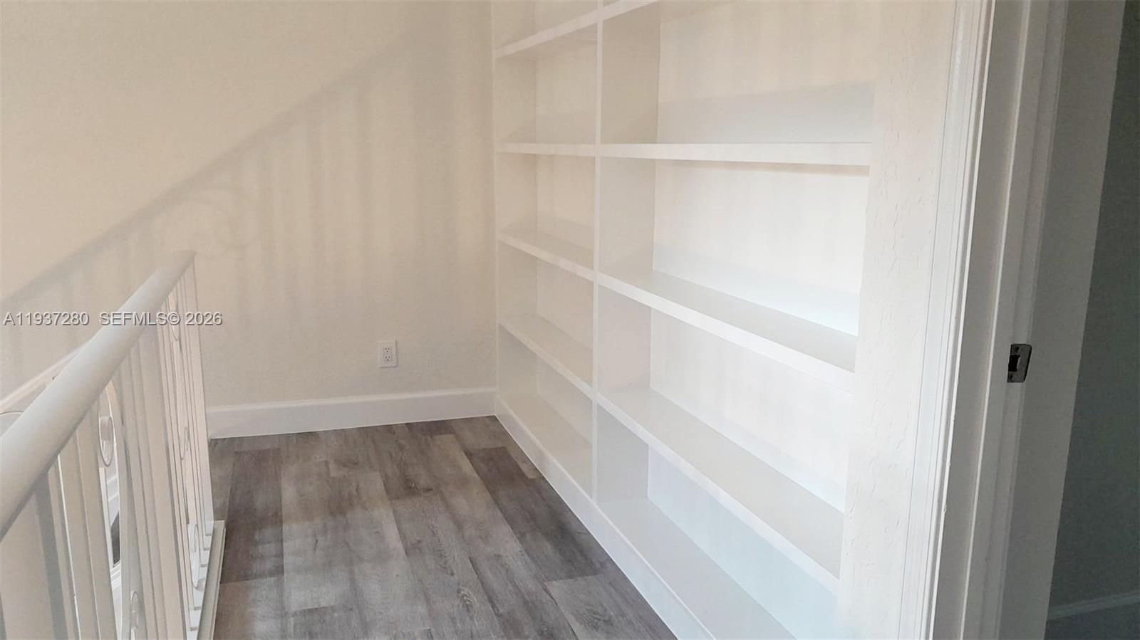 WINDWOOD UNIT I - Residential