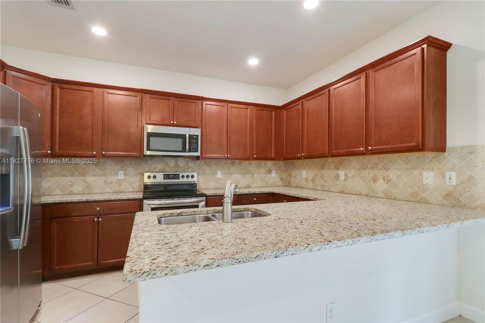 5342 Ashley River Rd 2