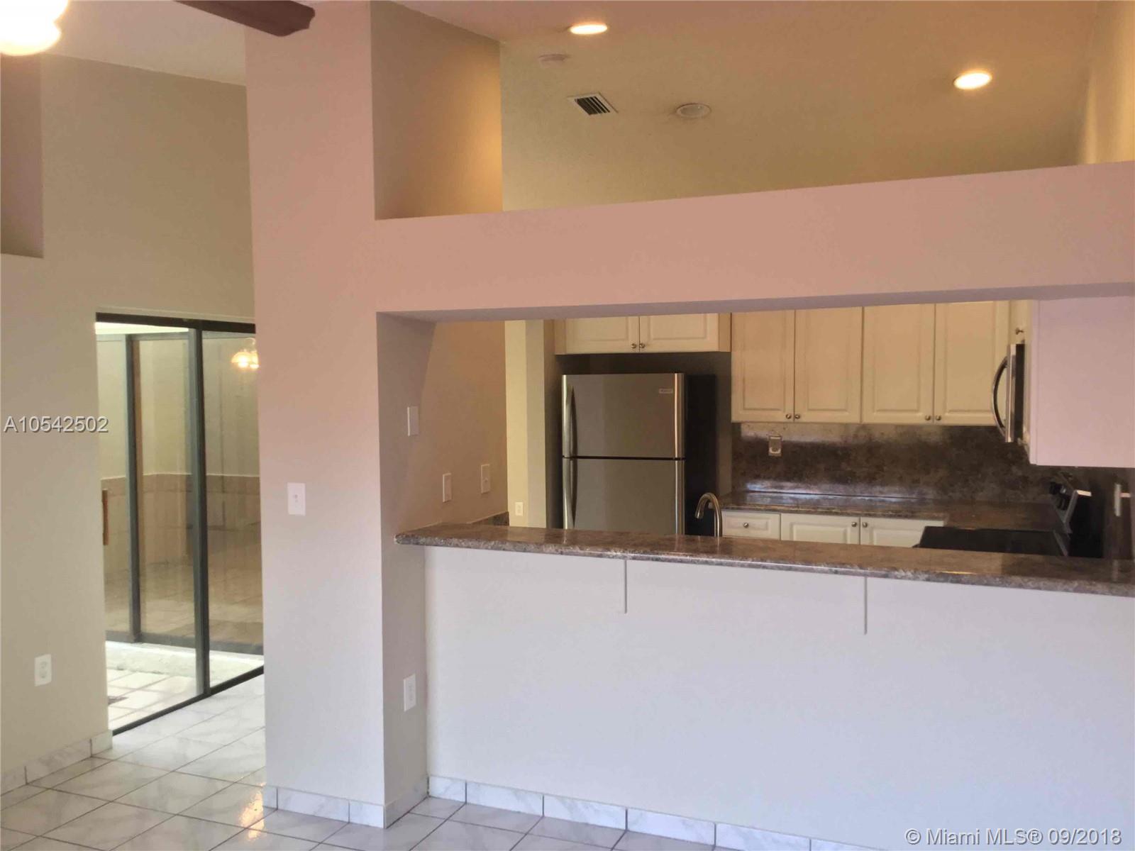 THE MOORS TOWNHOUSES - Residential Lease