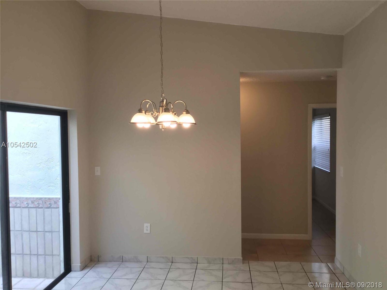 THE MOORS TOWNHOUSES - Residential Lease