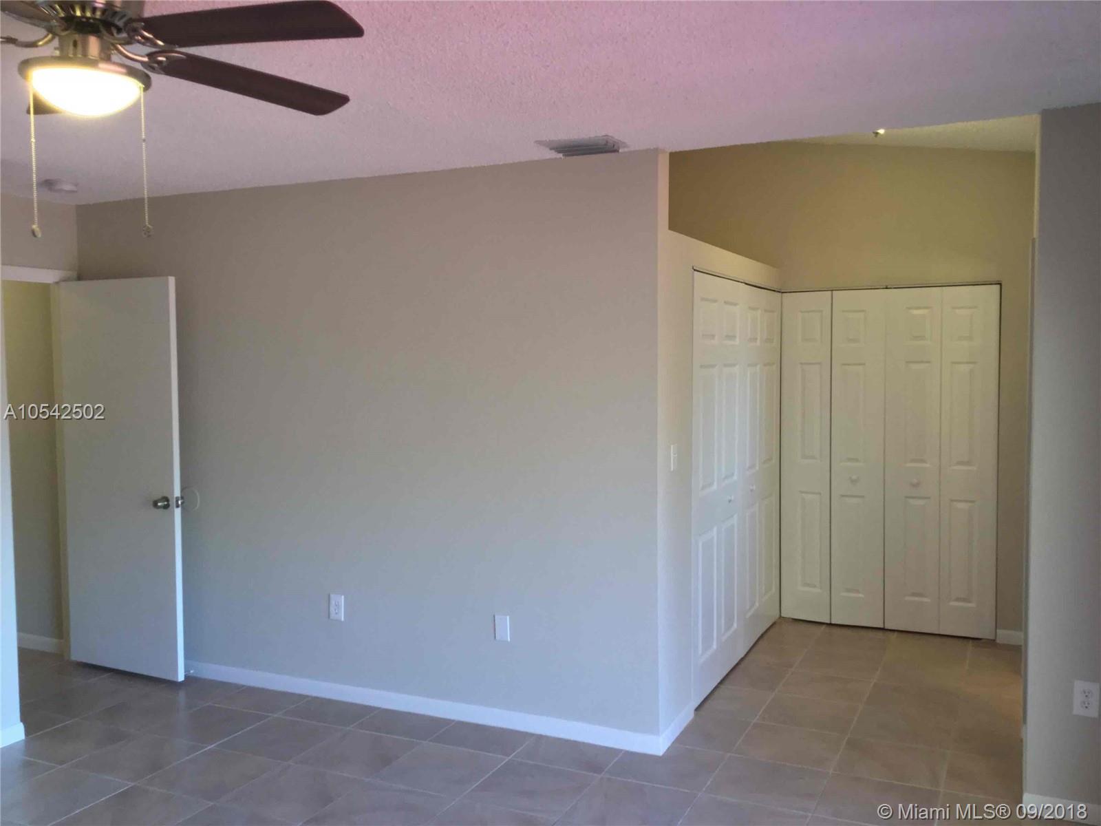 THE MOORS TOWNHOUSES - Residential Lease