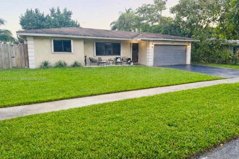 7770 NW 45th Ct Lauderhill FL 33351