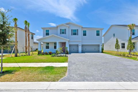 A home in Loxahatchee