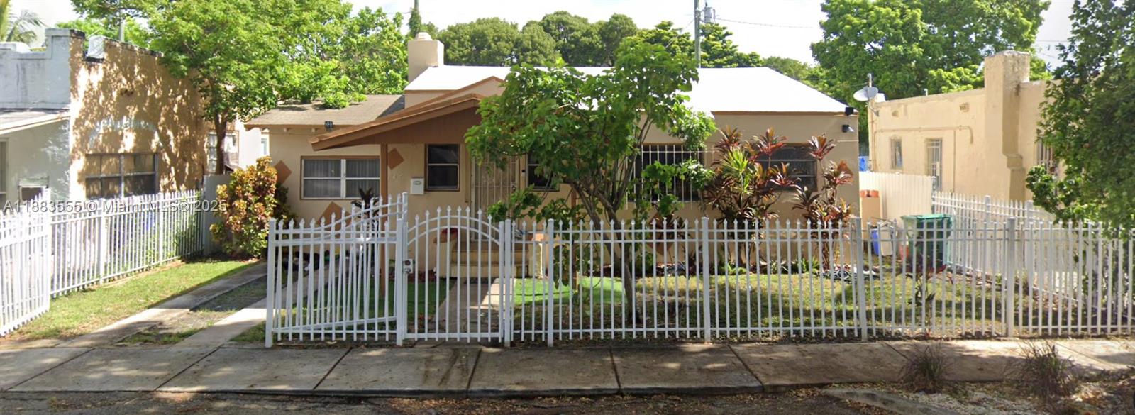 Charming 2 bed / 1 bath single family home being sold *AS-IS*. This well-maintained property features a functional layout, comfortable living spaces, and a fully fenced yard—perfect for pets, play, or outdoor entertaining. Located on a quiet street with convenient access to major highways, schools, shopping, and public transportation. Ideal for first-time buyers, downsizers, or anyone looking for a solid home with room to make it their own. Don’t miss this great opportunity, schedule your showing today!