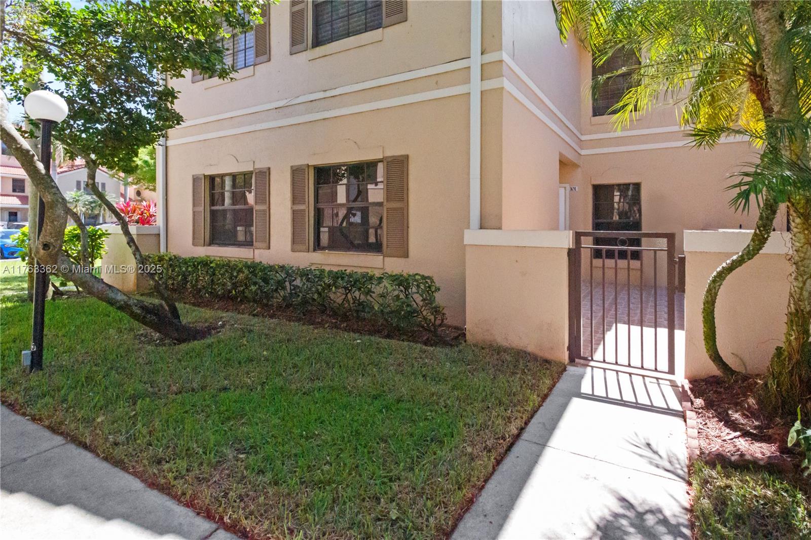 402 SW 158th Ter 101