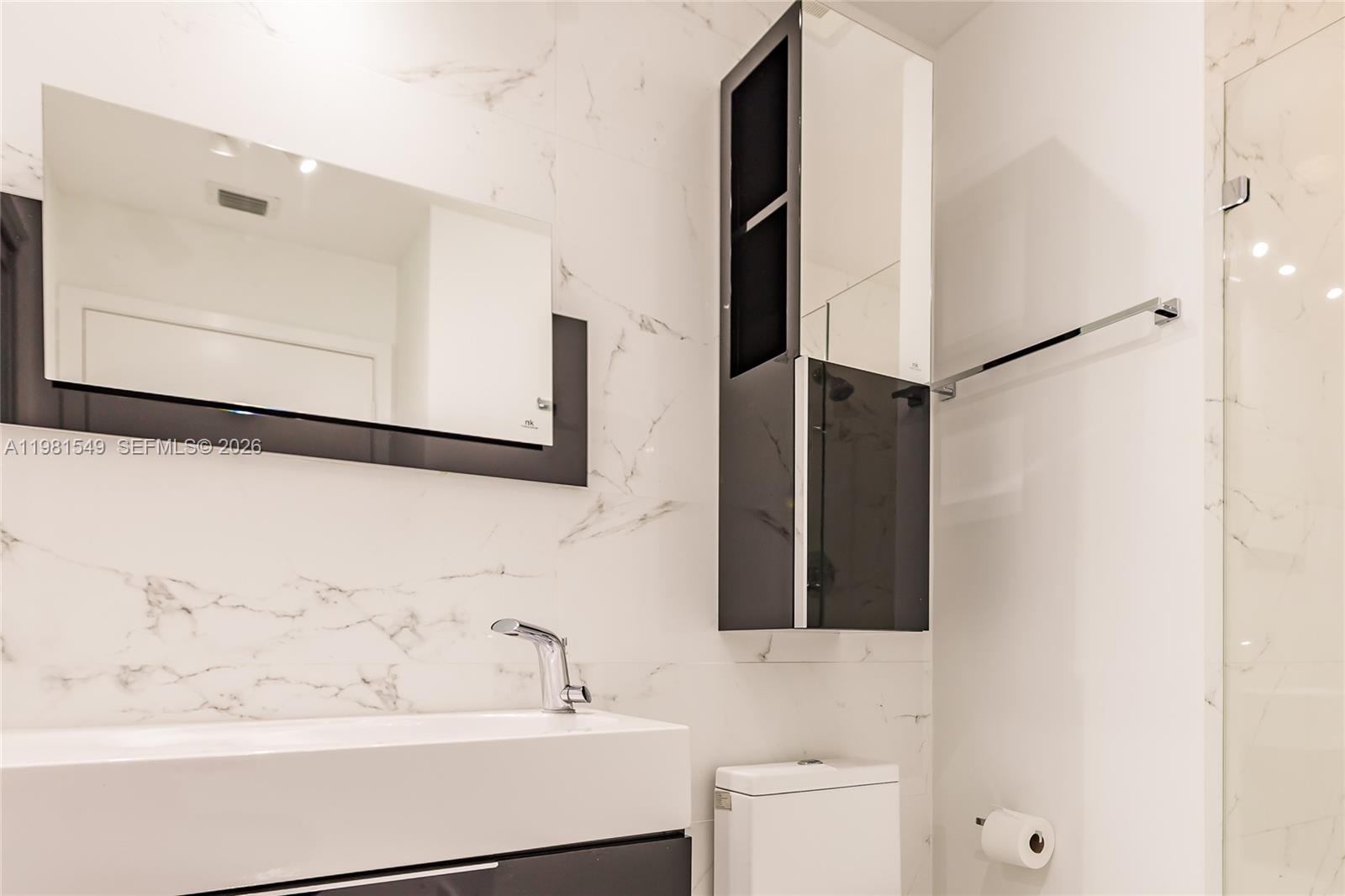 THE AXIS ON BRICKELL II C - Residential